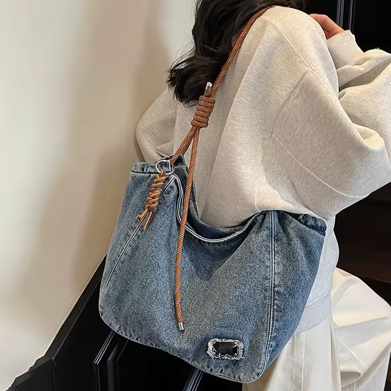 FORAGER'S CACHE - The "Bowerbird" Tote