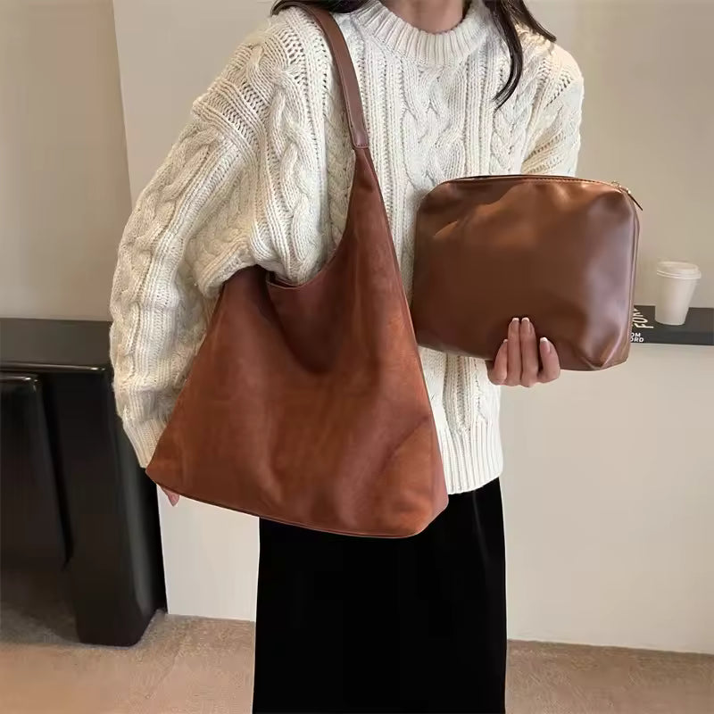 VELVET SCABBARD - The "Badger" Bag