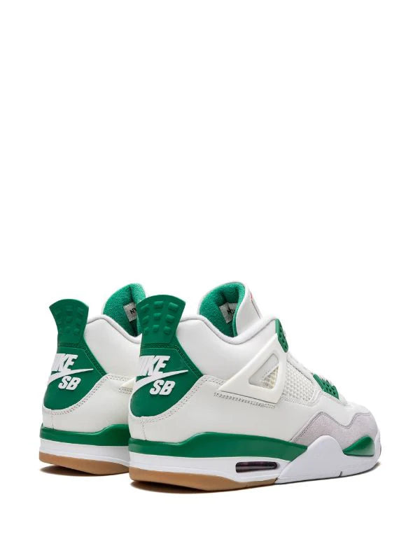 Nike Jordan 4 Retro