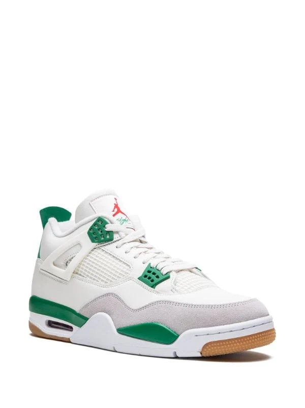 Nike Jordan 4 Retro