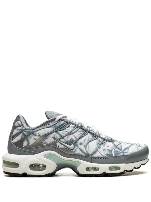 (Air Max Plus Drift "Phantom/Cacao Wow" light brown sneakers