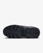 Buy 1 get 1 free: Nike Air Max Portal