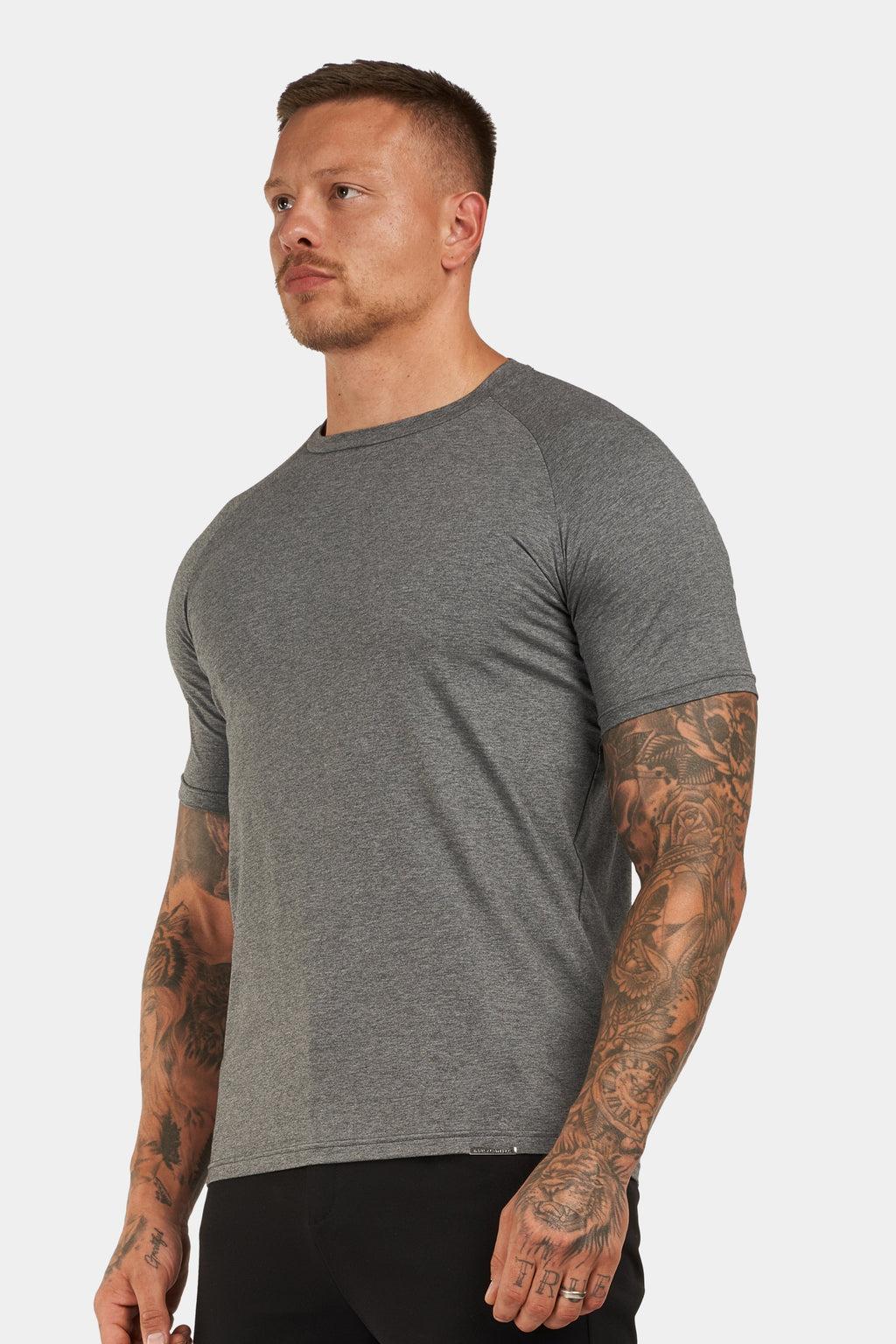 THE STORM MUSCLE BASIC T-SHIRT