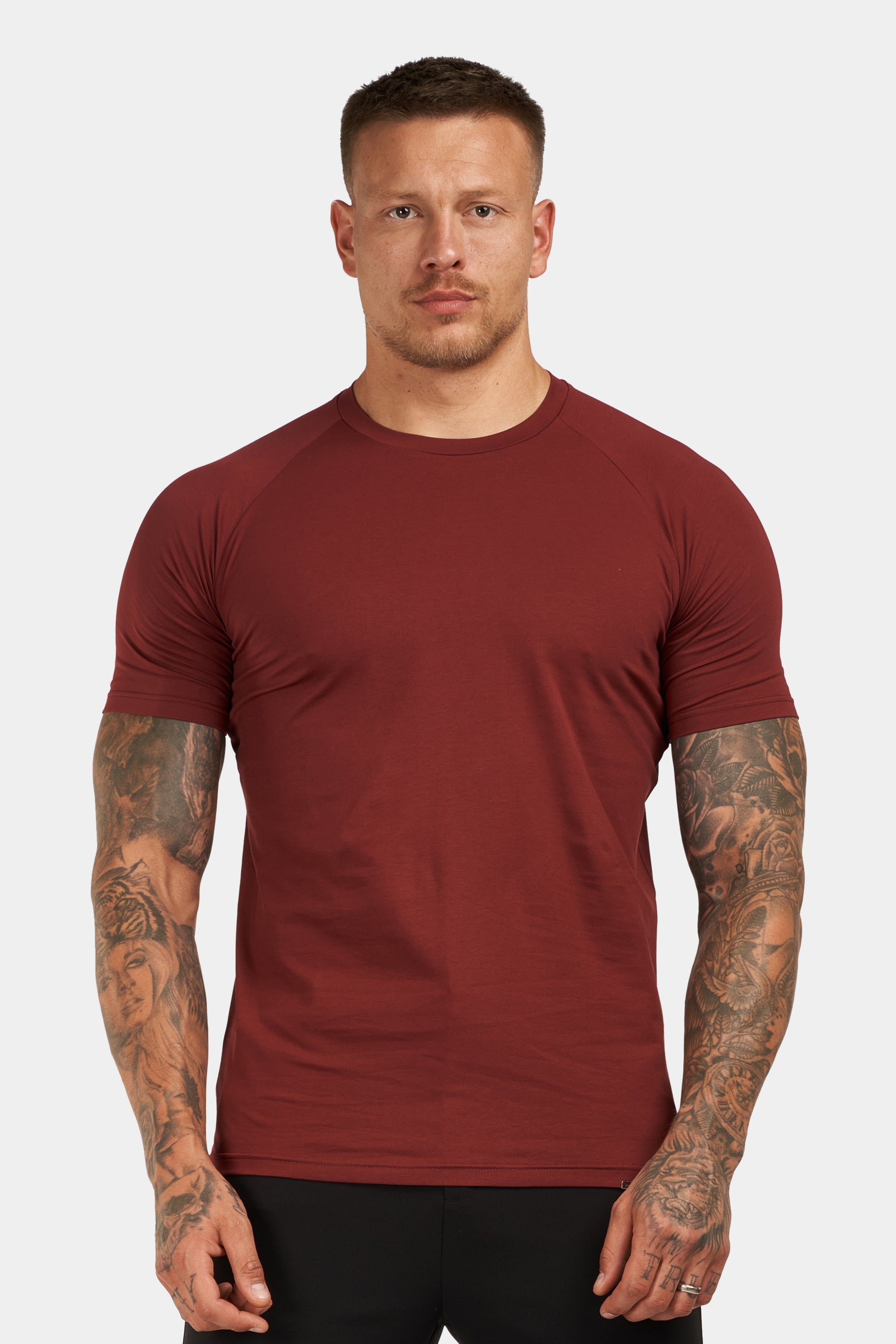 THE CORDOVAN MUSCLE BASIC T-SHIRT