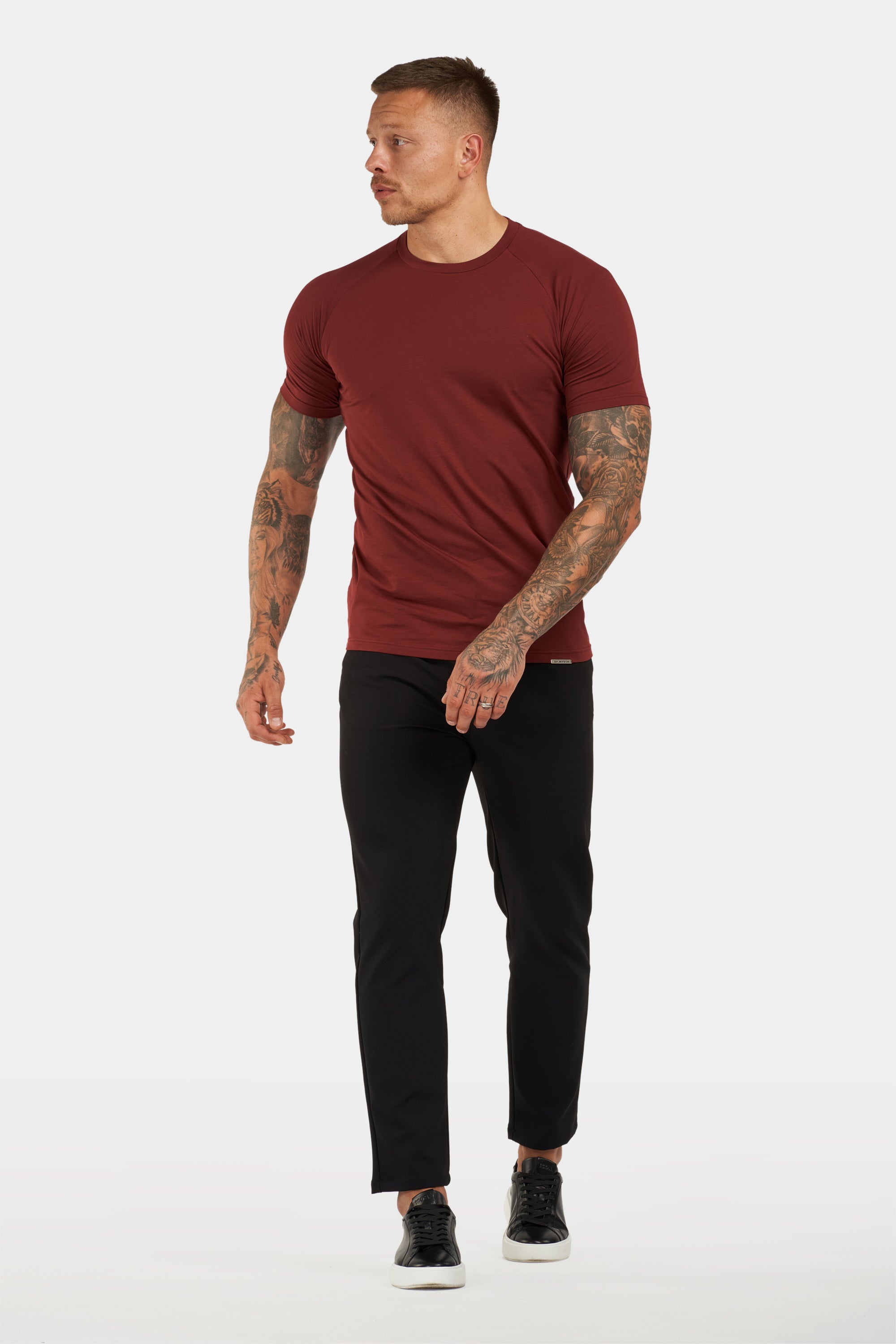 THE CORDOVAN MUSCLE BASIC T-SHIRT