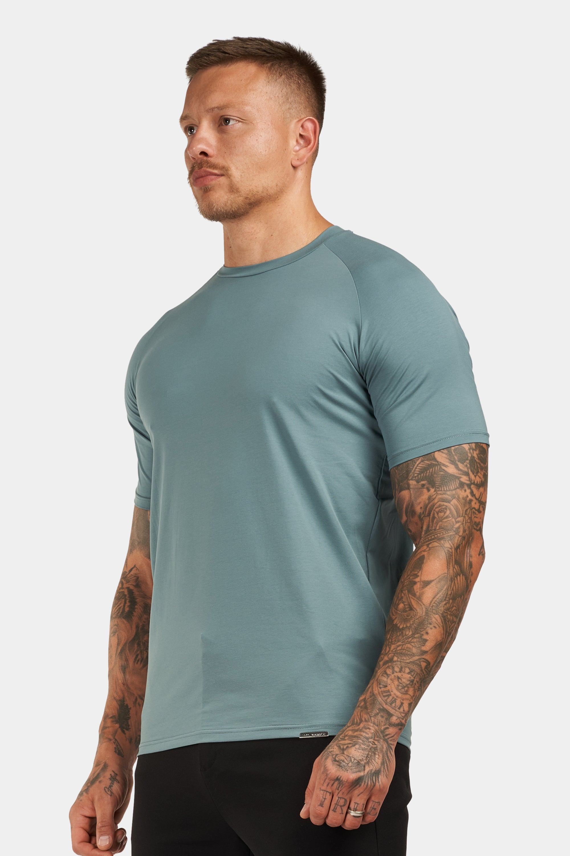THE MARINE MUSCLE BASIC T-SHIRT