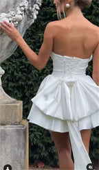 The "Aéroligne" Mini Gown