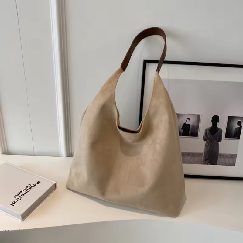 VELVET SCABBARD - The "Badger" Bag