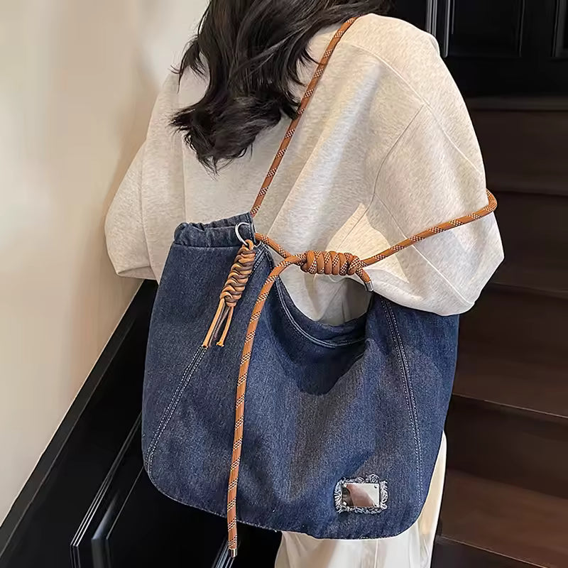 FORAGER'S CACHE - The "Bowerbird" Tote