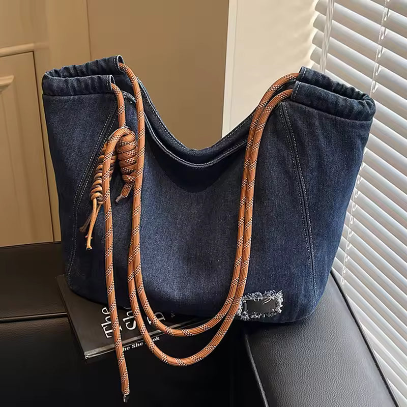 FORAGER'S CACHE - The "Bowerbird" Tote