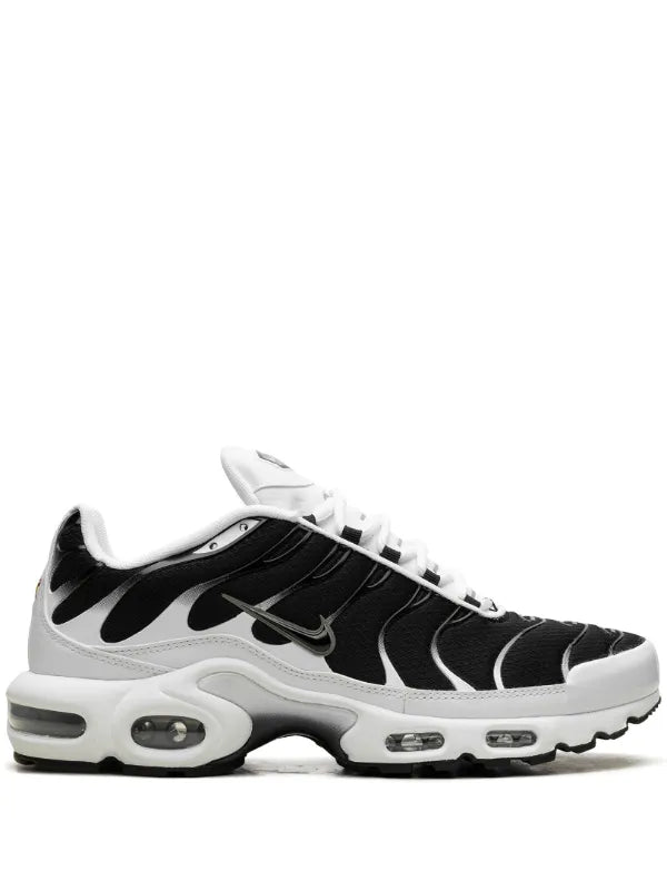 (Air Max Plus Drift "Phantom/Cacao Wow" light brown sneakers