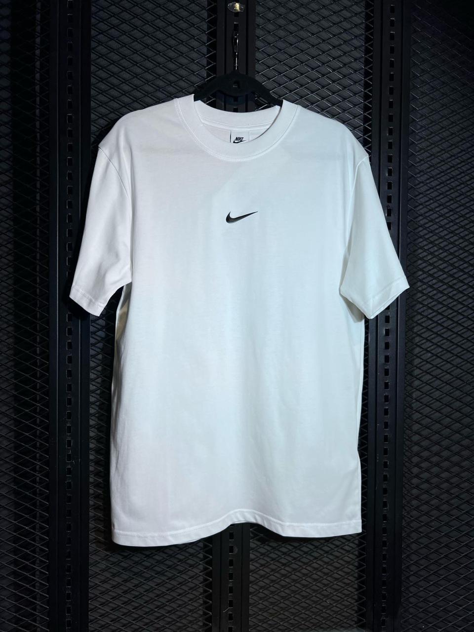 Nike T-shirt