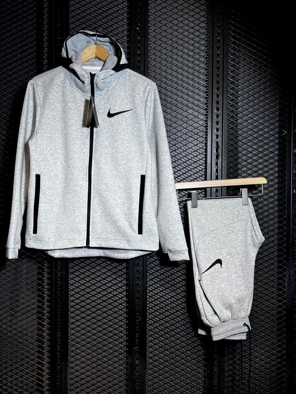 Nike Tracksuit "All Black"