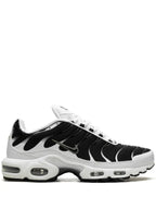 Nike Air Max Plus "Black / White"
